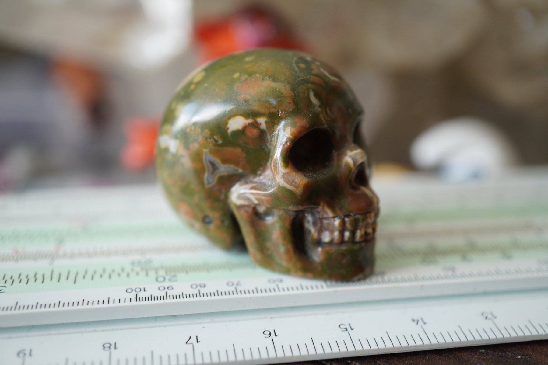 Minerali & Pietre curative: Urwald Rhyolith Skull  Detailliert     "Topstone" – Nuovo e nell'imballaggio originale da Eschenbach SG venduto da topstone 6
