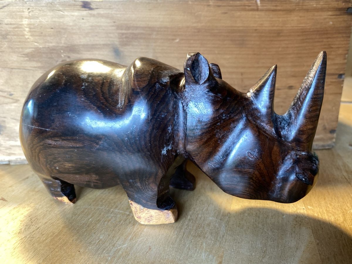 Sculture & Statue: Nashorn Ebenholz – Usato da Zimmerwald venduto da Holzdata1 1