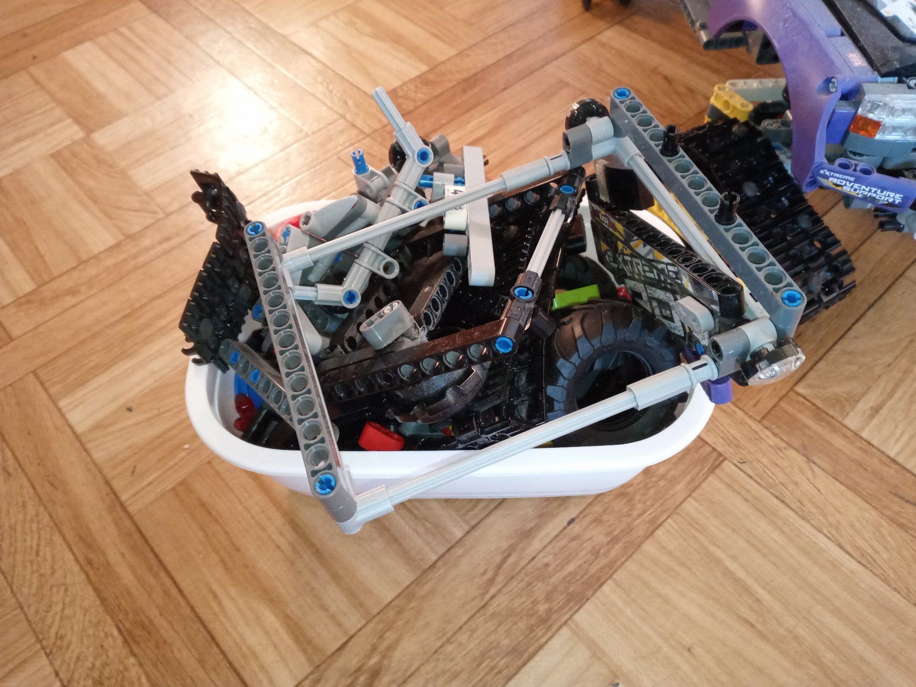 Lego Spielzeuge: 42069 LEGO Technic Extreme Adventure – Gebraucht aus Prez-vers-Siviriez von Monija70 2