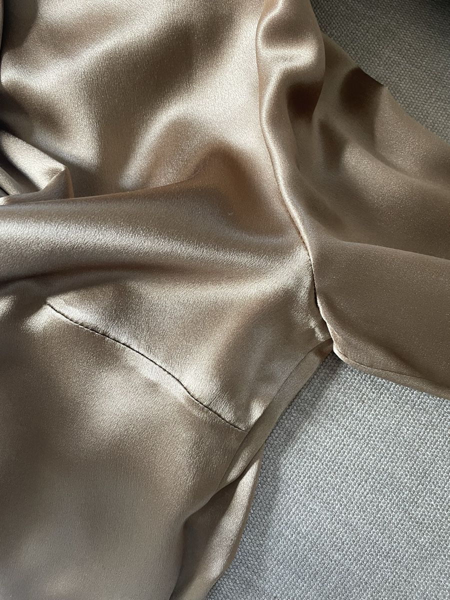 Valentino Camicette: Valentino Silk Blouse - Size 6 – Nuovo (secondo la descrizione) da Zürich venduto da LoveFashion76 7