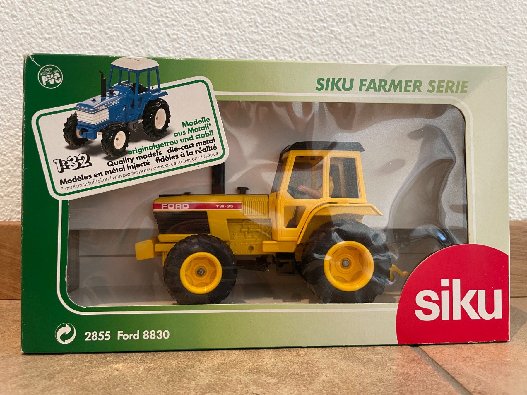 Ford Trattori: SIKU Ford TW-35 Industrie – Nuovo e nell'imballaggio originale da Kreuzlingen venduto da Stefan1150 5