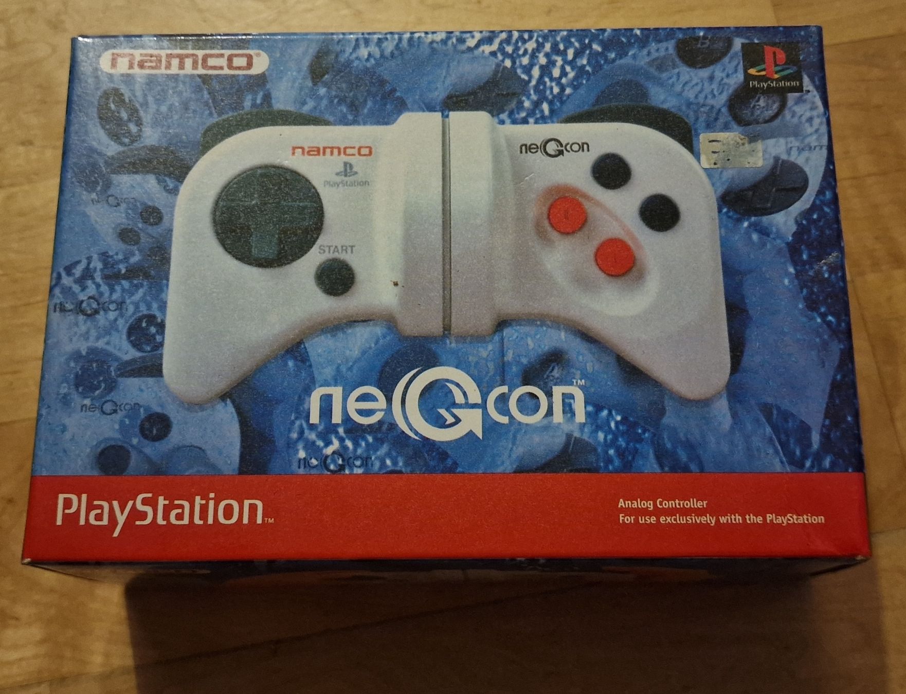 Sony Controller: Selten: Namco neGcon Controller - PlayStation - Top! – Nuovo e nell'imballaggio originale da Pfäffikon ZH venduto da AnimOwO