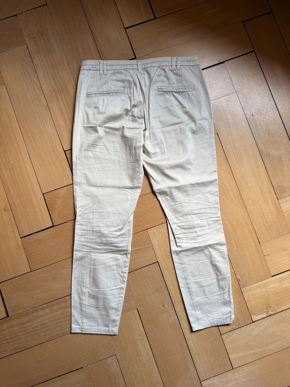 Mango Pantaloni: MANGO - Chino Hose crèmefarben 38 – Usato da Zürich venduto da Diazaio 2