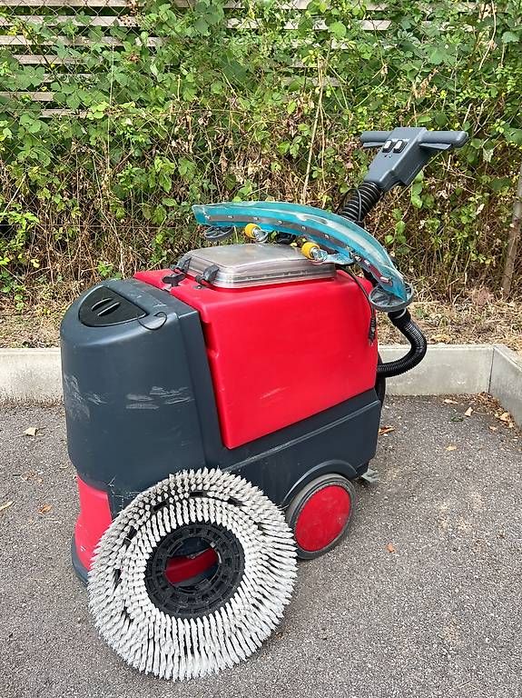 Cleanfix Toutes les machines: Cleanfix  Scheuersaugmaschine ( taski wetrok numatic ) – D'occasion à Birr par Numer-01 1