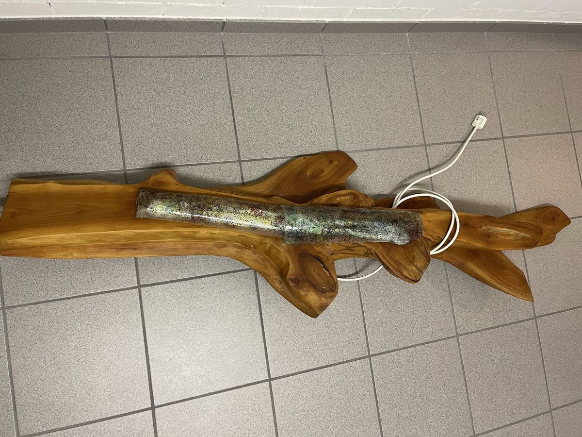 Lampes: Holzlampe Stehlampe Unikat – D'occasion à Bassersdorf par RaiverseUniversum 1