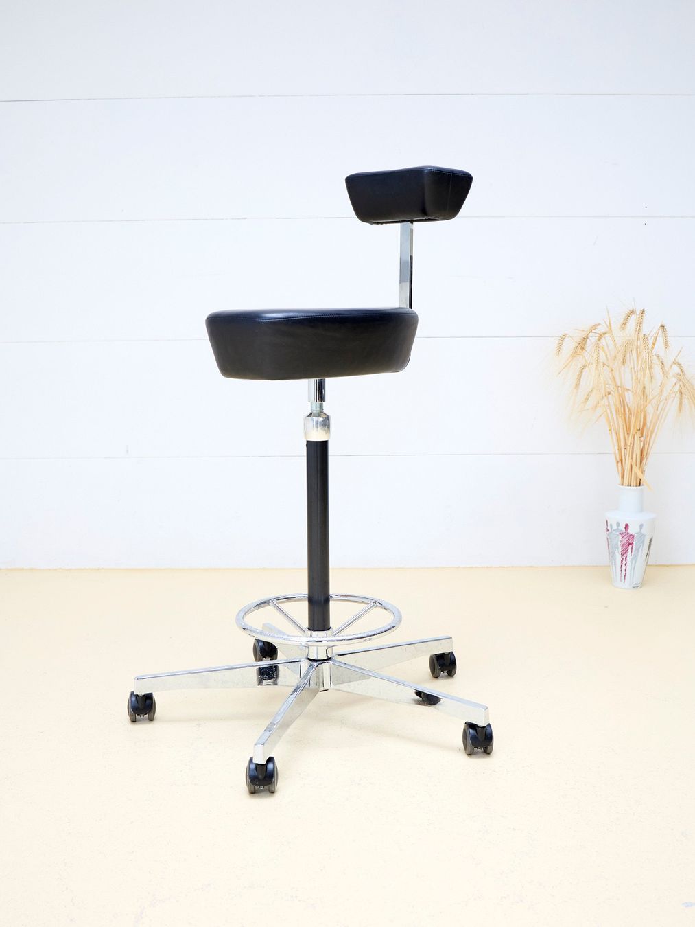 Vitra Hocker: George Nelson Perch Stool von Vitra | Original – Gebraucht aus Meinisberg von atelier_TILIJA 1
