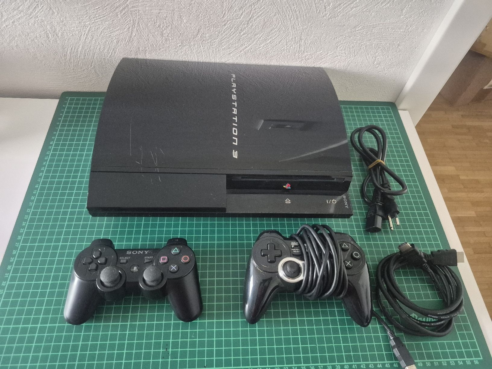 Sony Console: Sony PlayStation 3 backwards compatible / Retrocompatibel  – Usato da Meyrin venduto da Retro-GZ