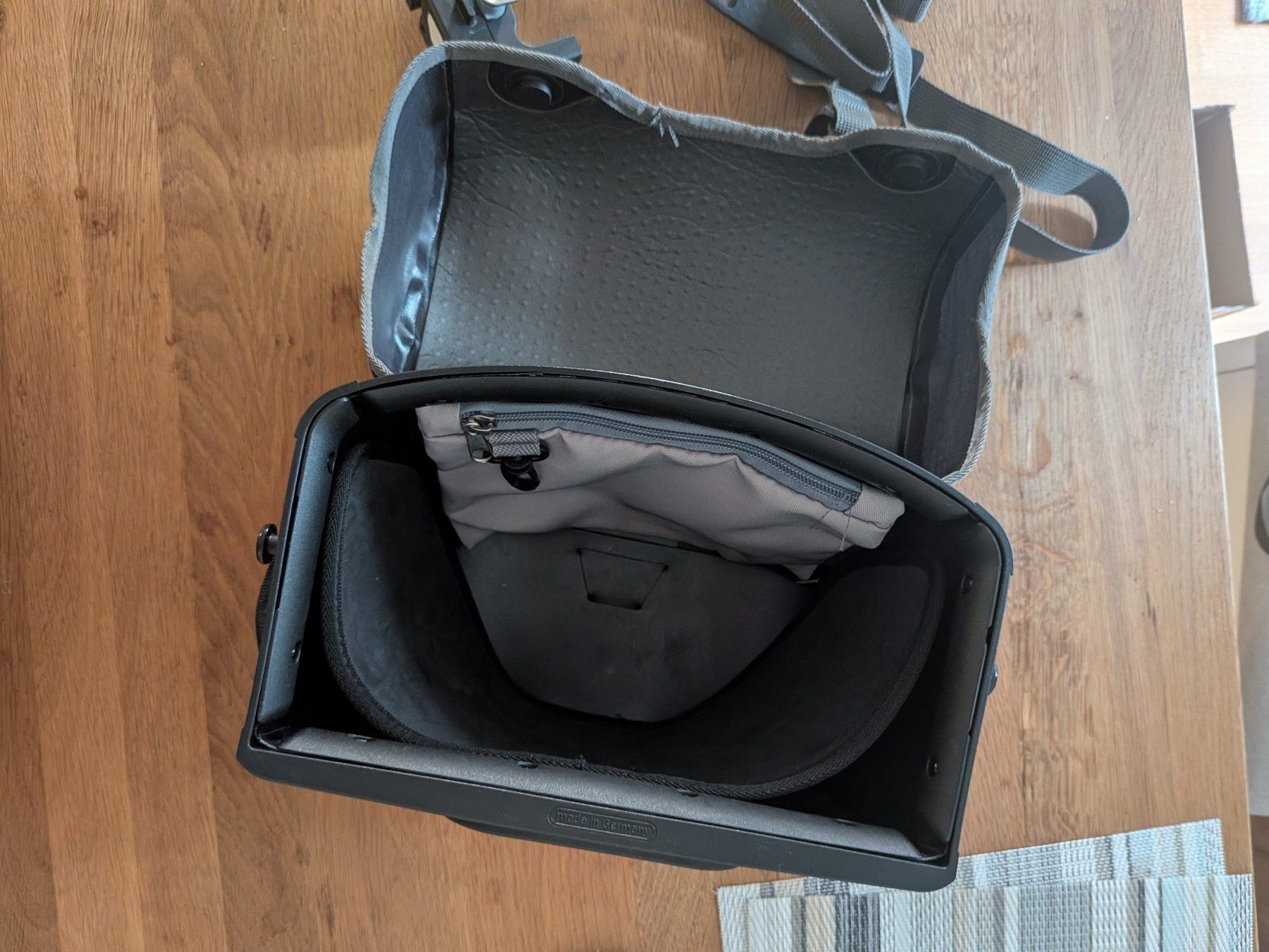 Ortlieb Borse: Ortlieb Ultimate Six Plus 7L Lenkertasche – Usato da Zürich venduto da mcmahom5 2
