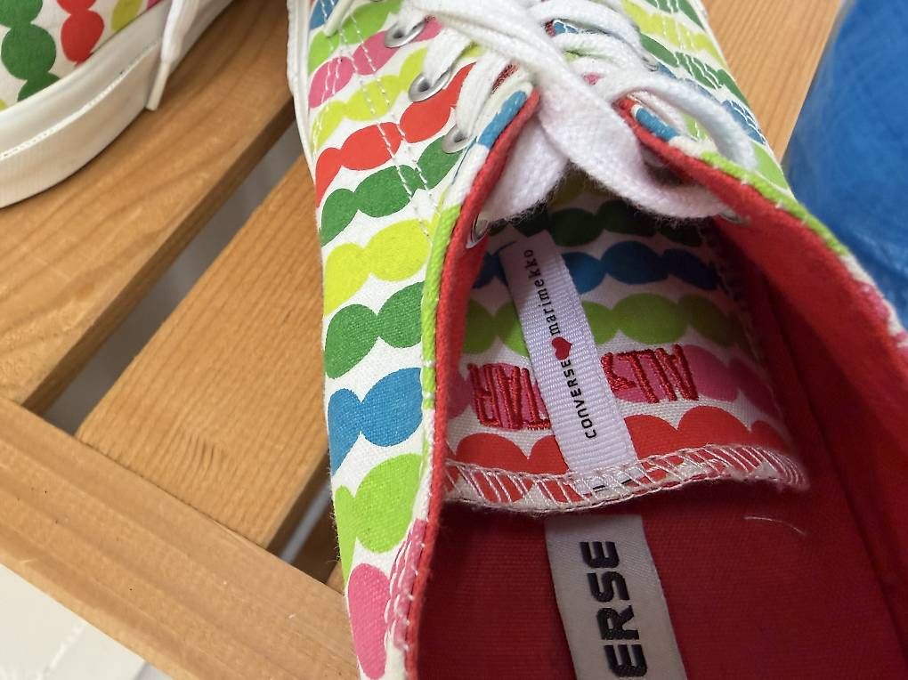 Chaussures hommes: Converse Marimekko – D'occasion à Pratteln par Muriel_H 2