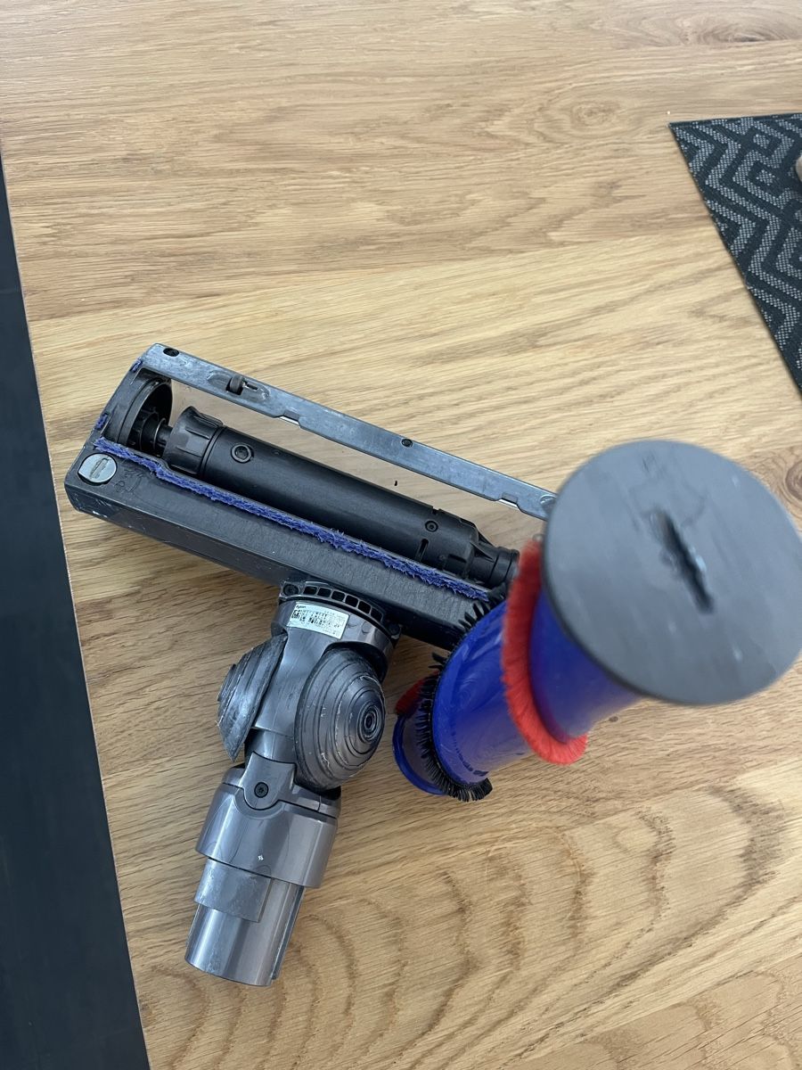 Dyson Aspirapolveri & Accessori: Aspirateur Dyson V7 – Usato da Nyon venduto da pouet-pouet 4