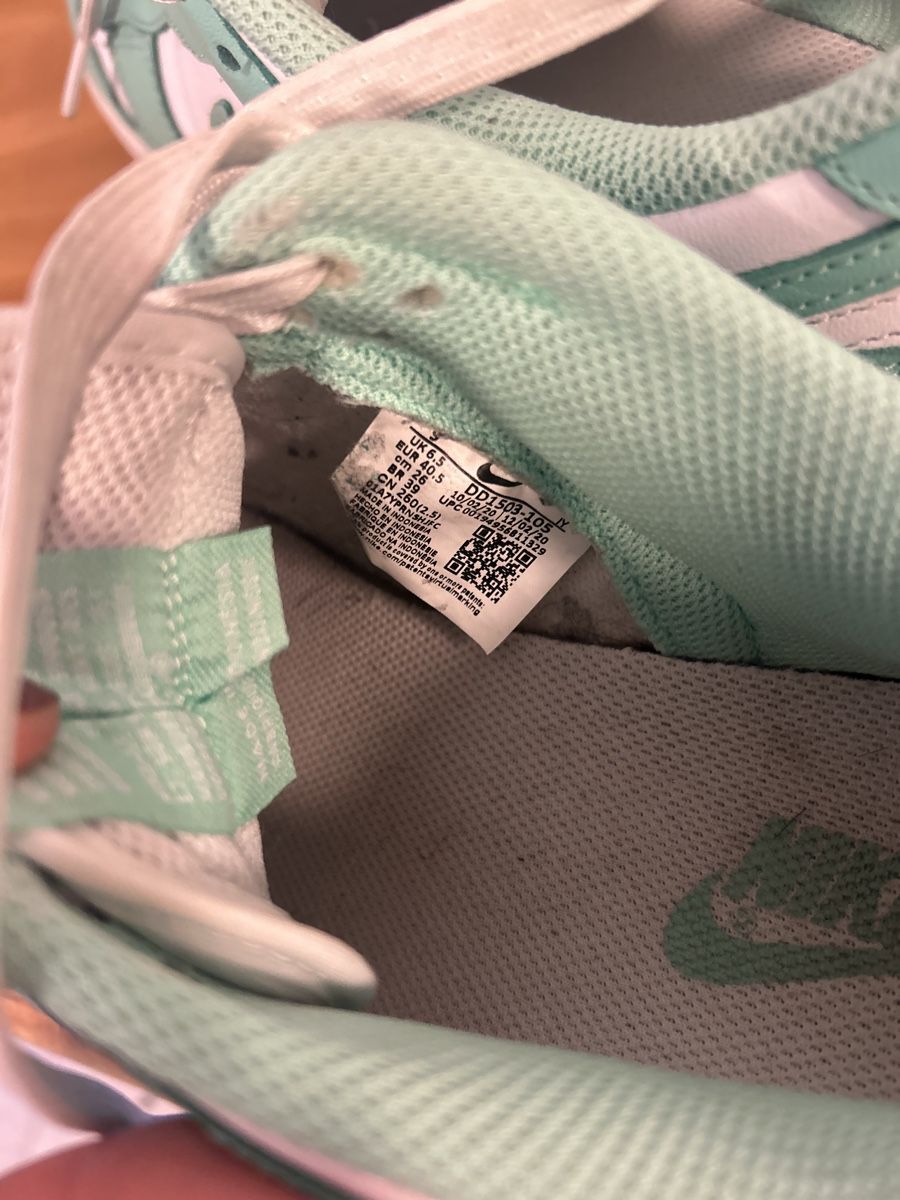 Nike Scarpe da donna: Nike Dunk Low Coast, Mint/Weiss, Damenschuhe  – Usato da Chur venduto da leg_7tll 3
