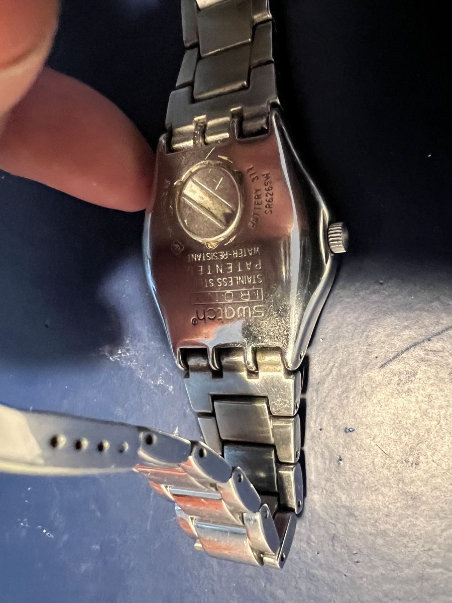 Swatch Uhren: Swatch Uhr Damen L.L. Silber – Gebraucht aus Thürnen von Lilie37 2