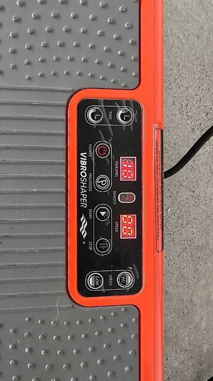Hometrainer: Vibroshaper Vibrationsplatte – Gebraucht aus Bülach von guslyt2007 1