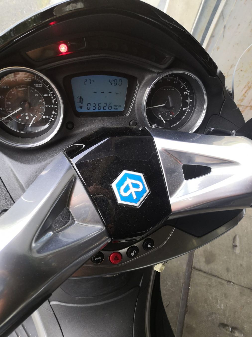 Piaggio Scooters: Piaggio X10 500cc – Gebraucht aus Collonge-Bellerive von O_Neill 1