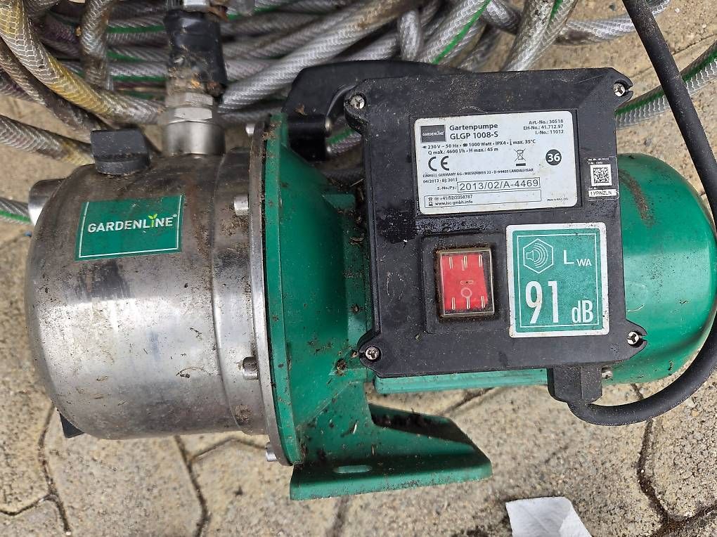 Pompe & Parti di ricambio: Tauch- / Gartenpumpe – Usato da Lausen venduto da 04362 1