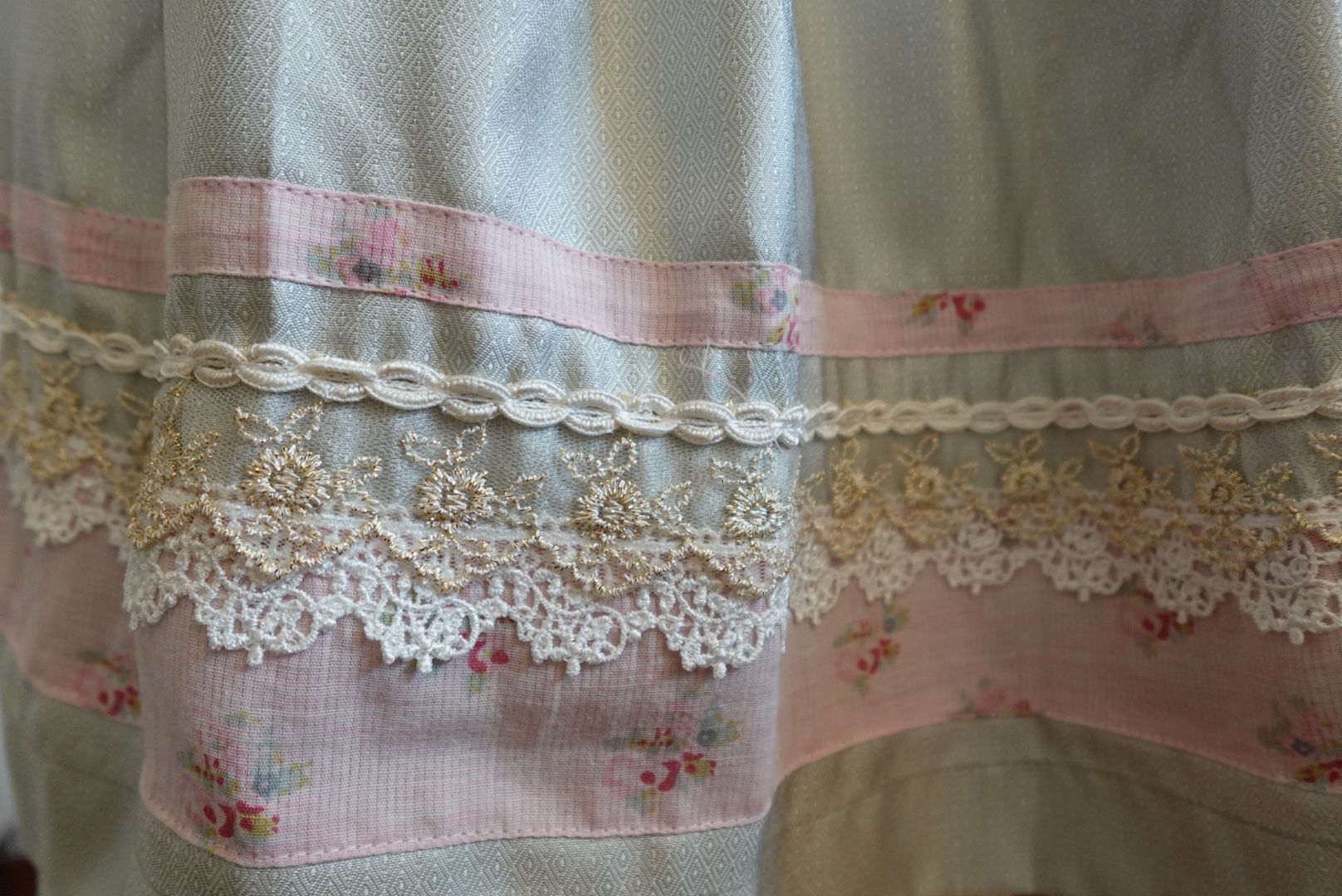 Costumi: Krüger Dirndl mit Bluse – Nuovo (secondo la descrizione) da Grüningen venduto da selinasearching 4