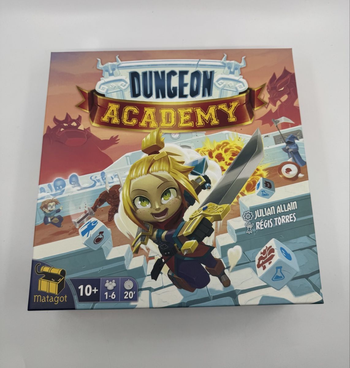 Spiele: Dungeon Academy Brettspiel von Matagot – Gebraucht aus Herisau von Seyashop1