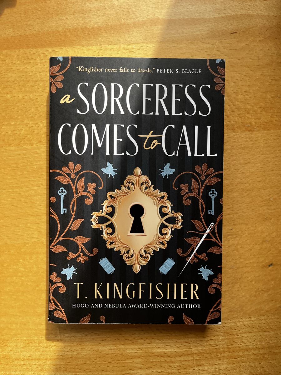 Libri: A Sorceress Comes to Call – Usato da Zürich venduto da gemuesebouillon