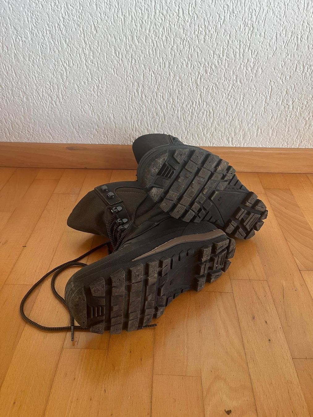 Herrenschuhe: gefütterte Winterstiefel – Gebraucht aus Au ZH von Waggis45 2