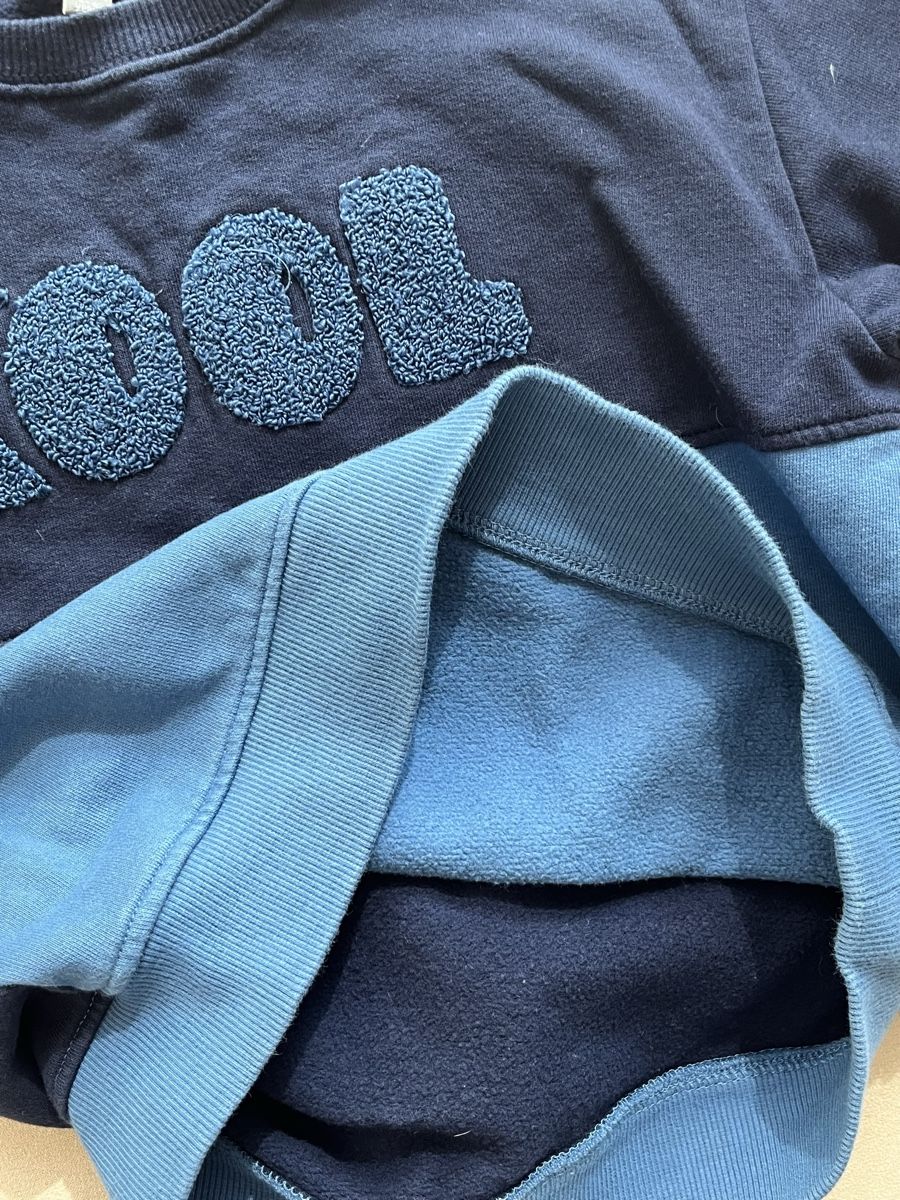 Pulls et sweat-shirts: Pulli Baumwolle warm Gr.122 – D'occasion à Stäfa par Exclusive00 3