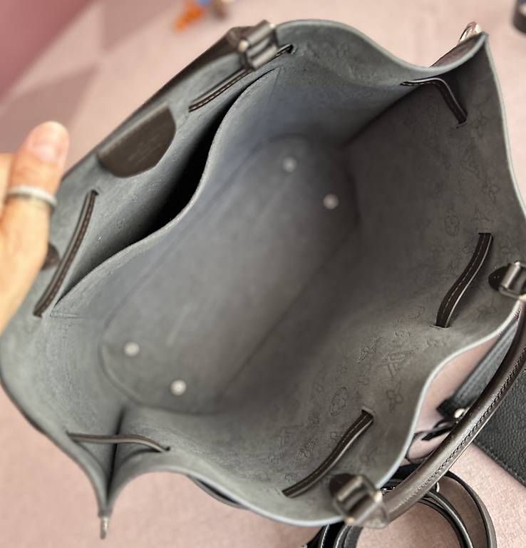 Louis Vuitton Sacs femmes: Louis Vuitton secchiello – D'occasion à Sorengo par at217 2