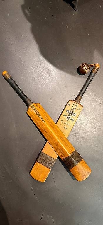Giochi: Cricket Schläger Len Hutton – Usato da Flawil venduto da KeJuNe