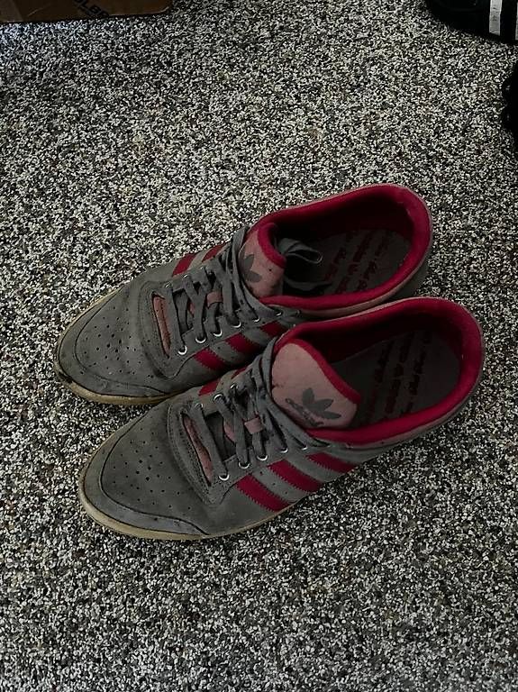 Scarpe da donna: Adidas Sammlerstück Gr. 40.5 – Usato da Thun venduto da I-E-90 1