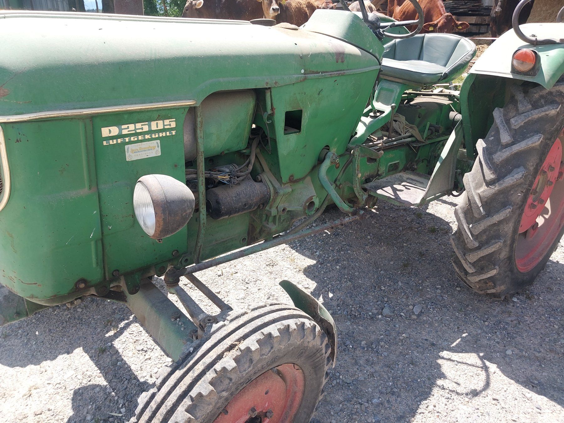 Deutz Trattori: Traktor Deutz D2505 – Usato da Bachenbülach venduto da KHDV12 4