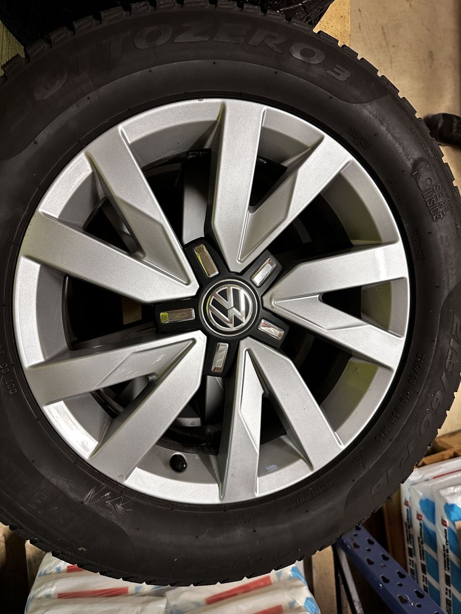 Volkswagen Jantes: Roues VW R16 – D'occasion à Châtel-St-Denis par OTB