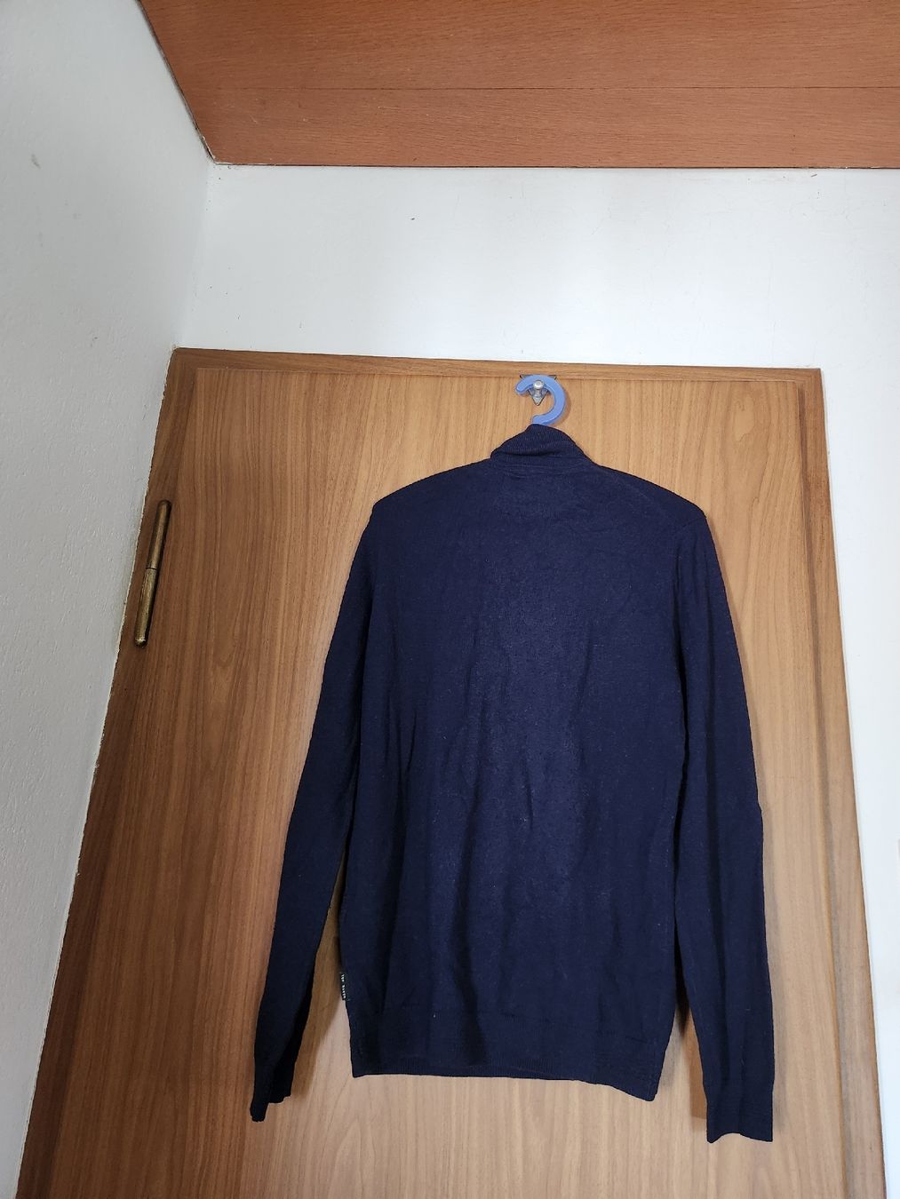 Maglioni & Felpe: Pull col roulé Ted Baker bleu marine taille 2( trou) – Usato da Niedergösgen venduto da Eva2410 2