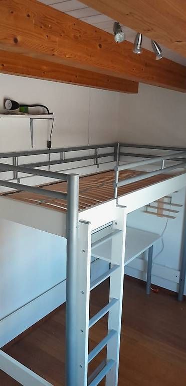 Hasena Betten: Hochbett Hasena 90x200 mit Anbautisch – Gebraucht aus Muri AG von Tom1974