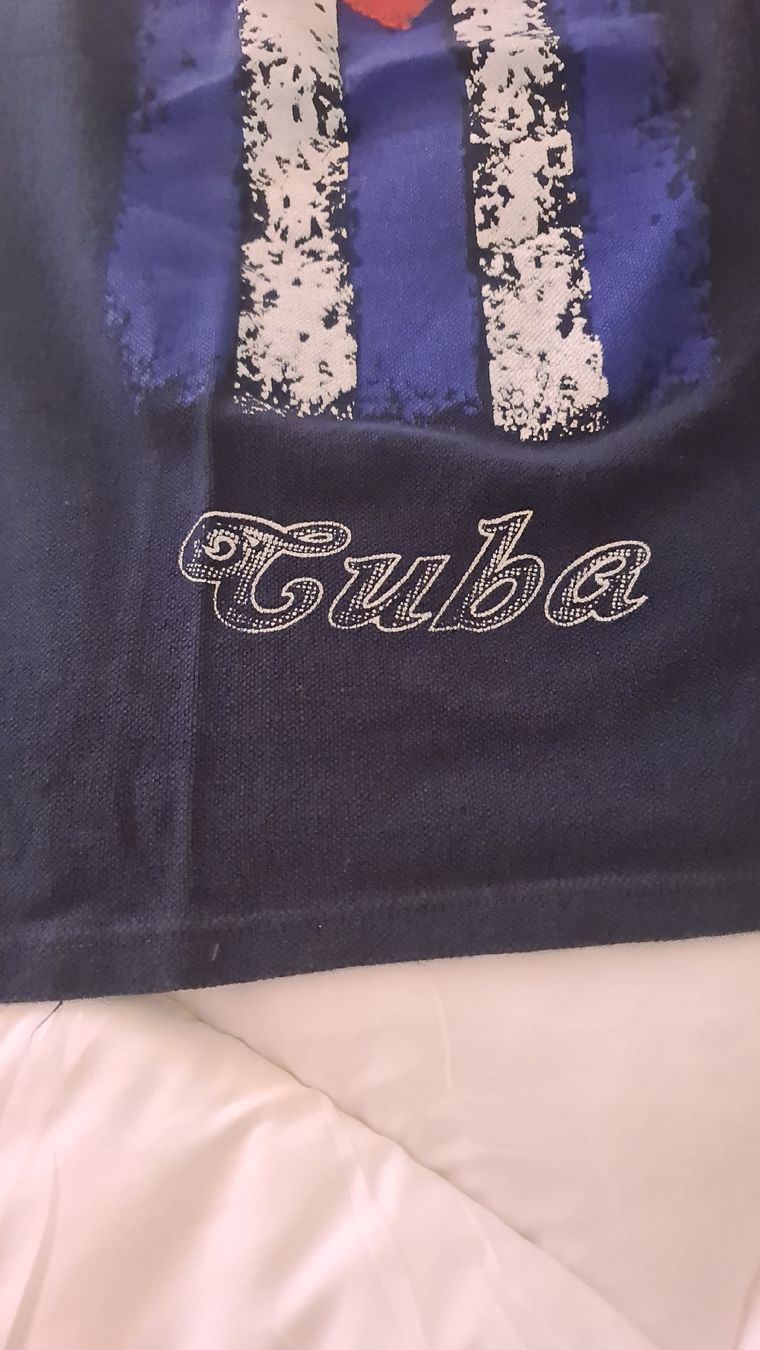 T-shirt: tshirt aus cuba M – Nuovo (secondo la descrizione) da Aarau venduto da pafiro 3