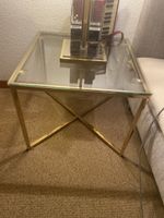 Tisch 50x50x42h messing und glass