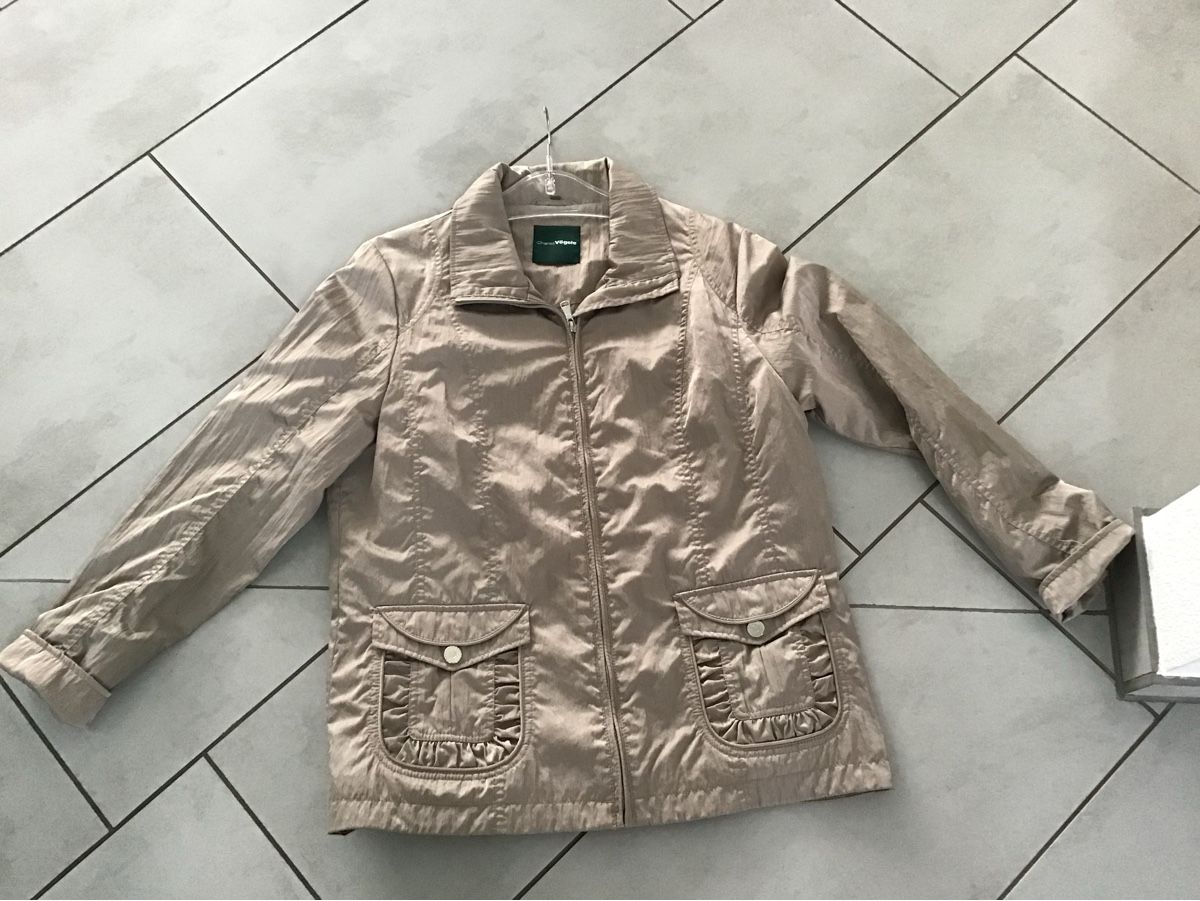 Jacken: Damen Jacke, Übergangsjacke, Grösse 44 – Gebraucht aus Trimbach von gregy69s 2