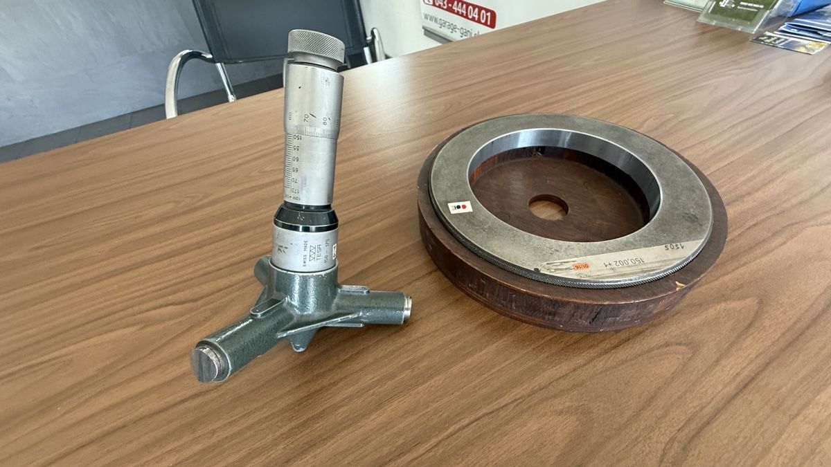 Tesa Misurare: Tesa Innenmikrometer 150-175 mm + Kalibrierring – Usato da Neuhausen venduto da reifen-profis 3
