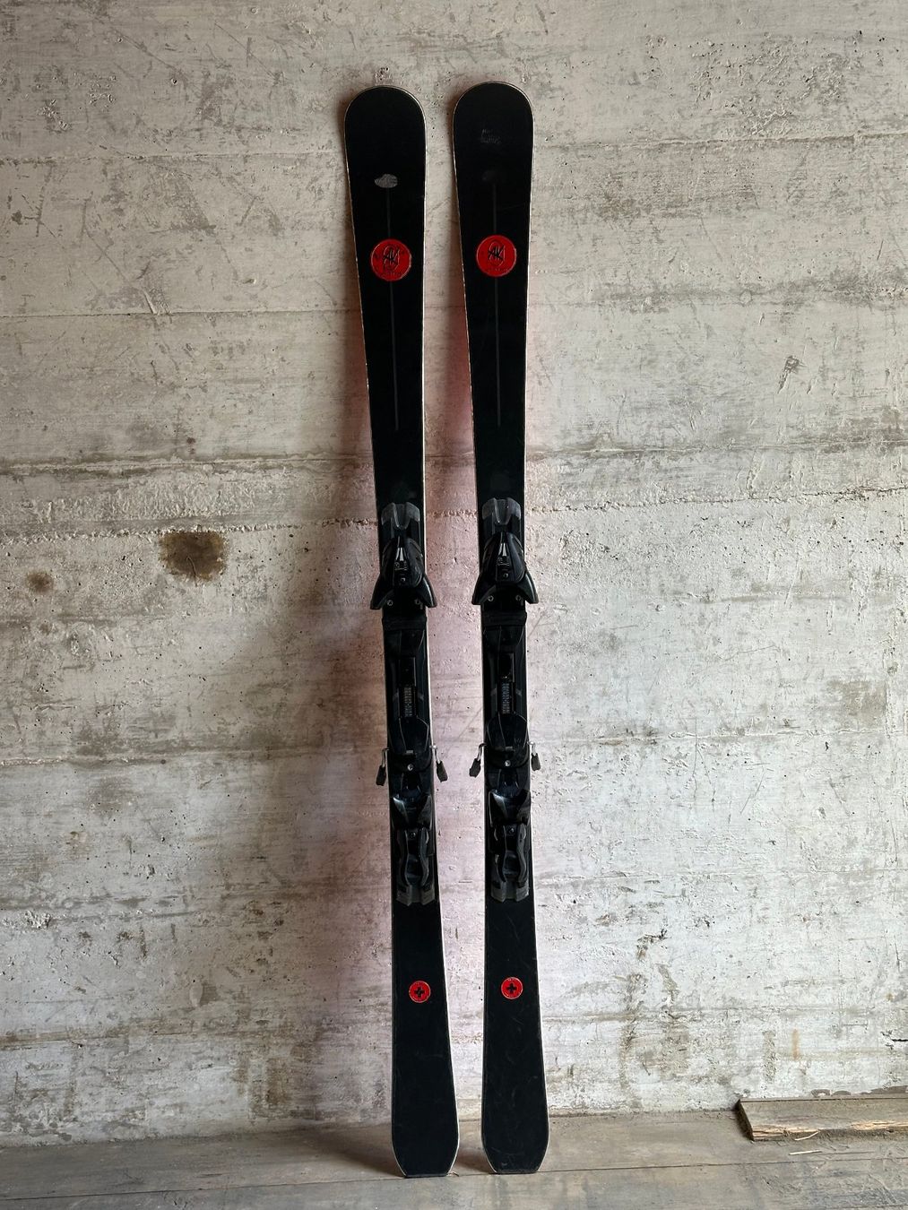 AK Ski Skis: AK Ski RED 158CM – D'occasion à Emmenbrücke par karkarkar 1