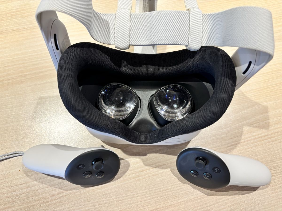 Meta Casco VR: Meta Quest S3VR Brille mit Controllern gebraucht – Nuovo (secondo la descrizione) da Grabs venduto da Trivan 1