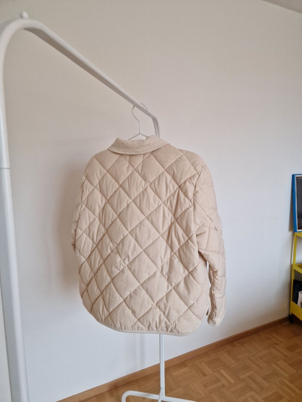 H&M Giacche: H&M Steppjacke Beige, Neu – Nuovo e nell'imballaggio originale da Samstagern venduto da DatJulie 3