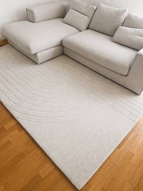 Tappeti: Heller handgetufteter Wollteppich  modern & hochwertig – Usato da Bern venduto da ano_2vn6