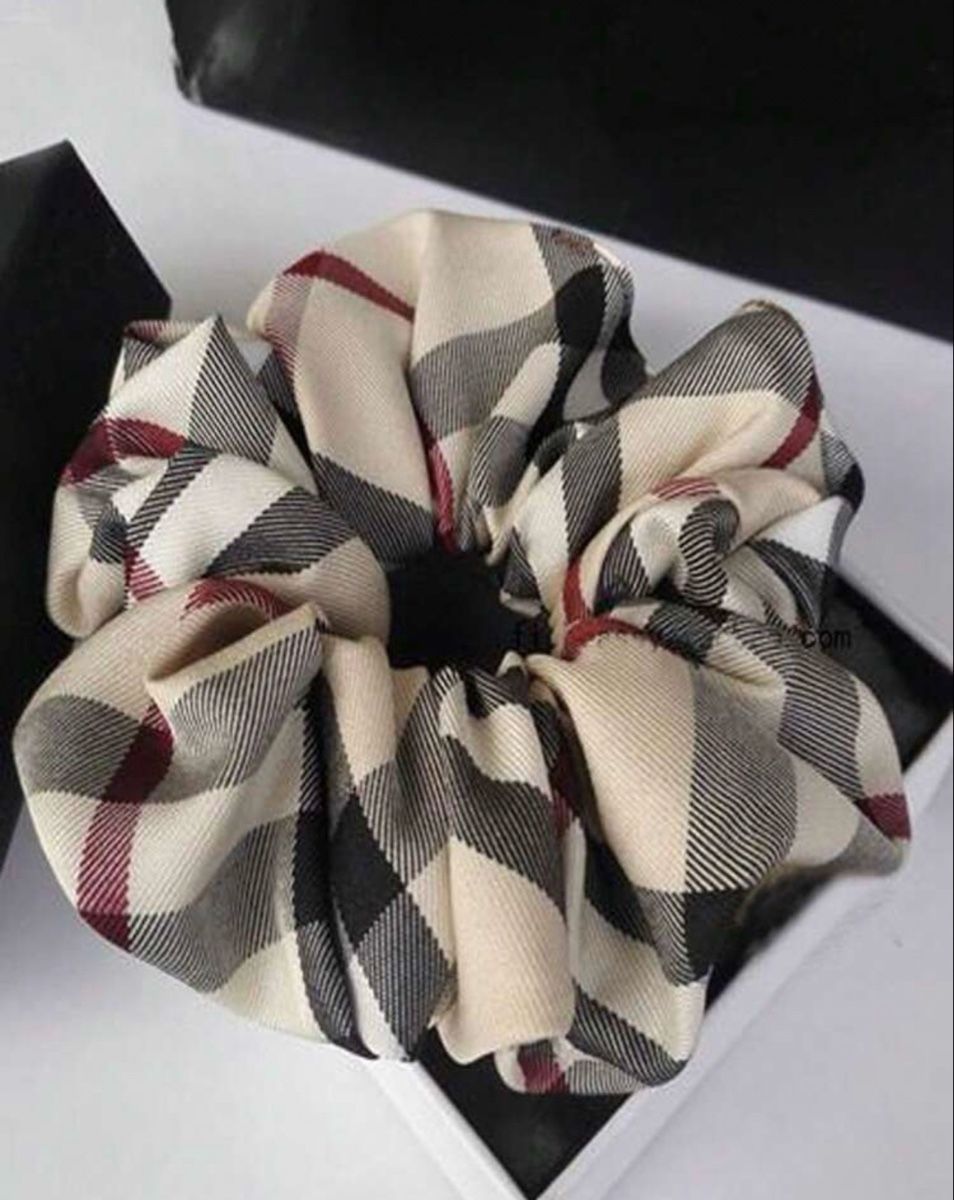 Accessori per capelli: Élastique pour cheveux  – Nuovo e nell'imballaggio originale da Châtel-St-Denis venduto da Montclair_Swiss 1