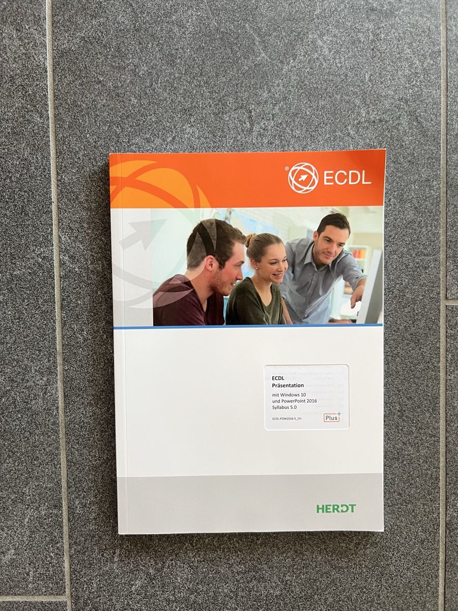 Libri: ECDL Präsentation mit Windows 10 – Nuovo (secondo la descrizione) da Ermenswil venduto da nils.schreckenbauer