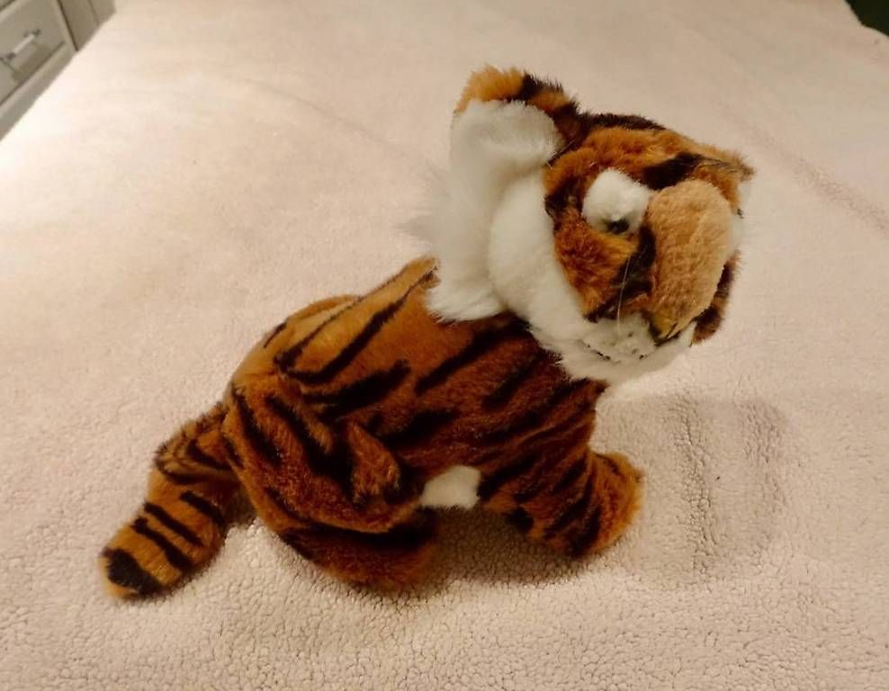 Giocattoli: Peluche bébé tigre – Usato da Genève venduto da flocon06