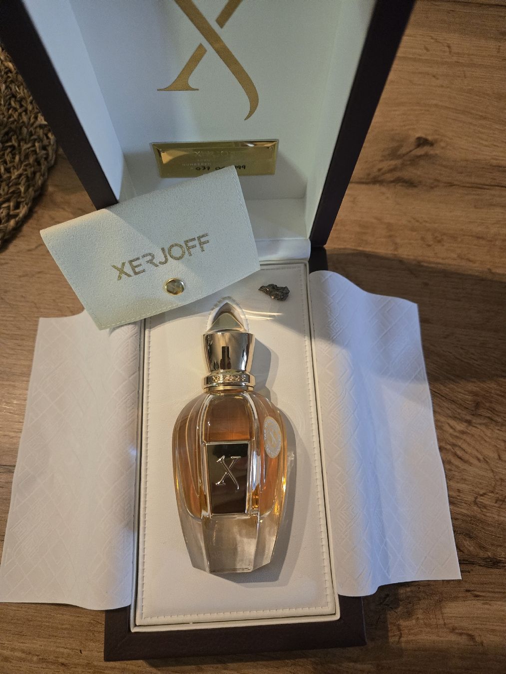 Flacons: parfums  – Neuf (Voir description) à Echallens par Ociocin 1