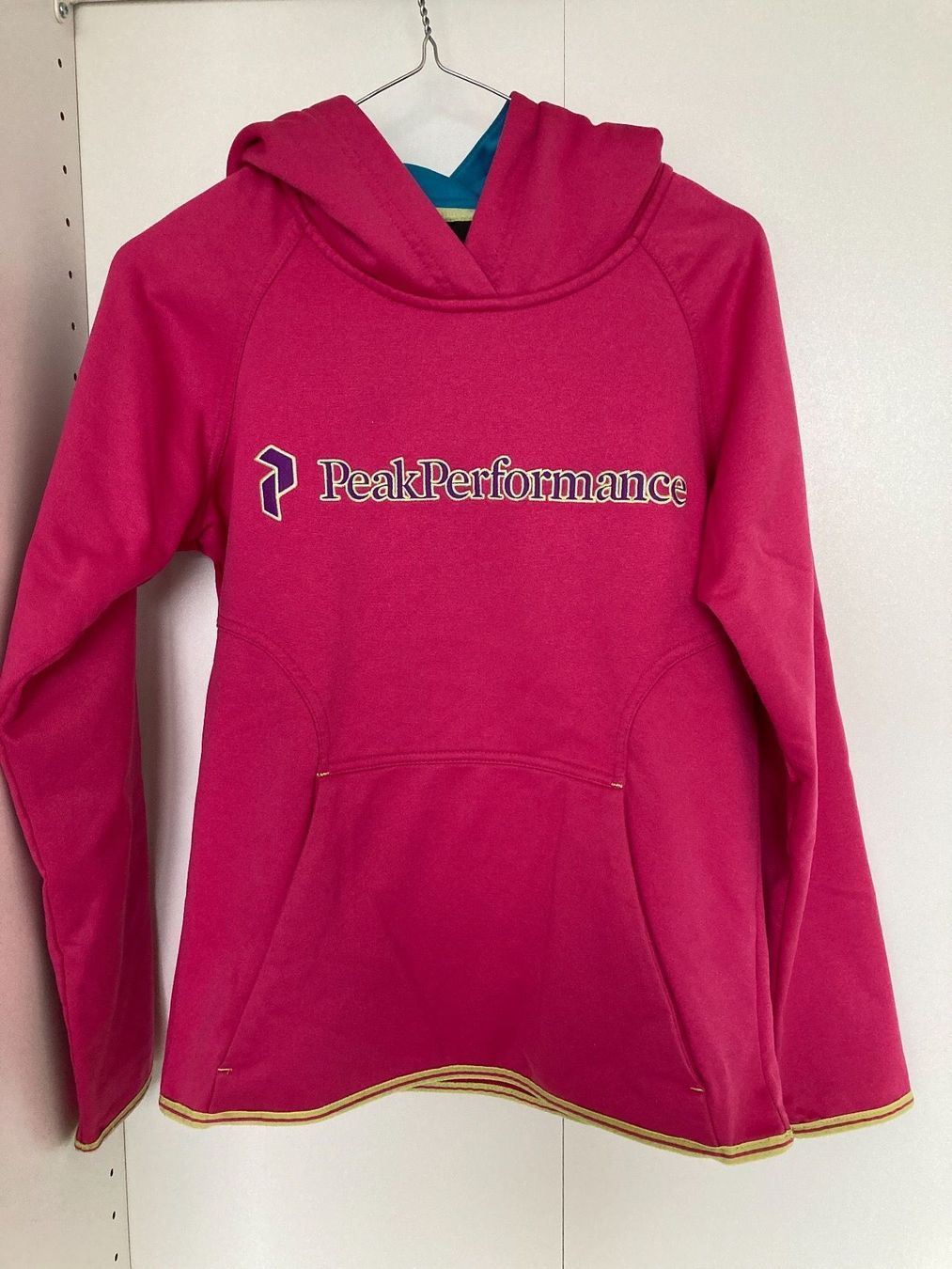 Peak Performance Maglioni & Felpe: Peak Performance Junior Hoodie - 152 158 – Usato da Büetigen venduto da Jabo