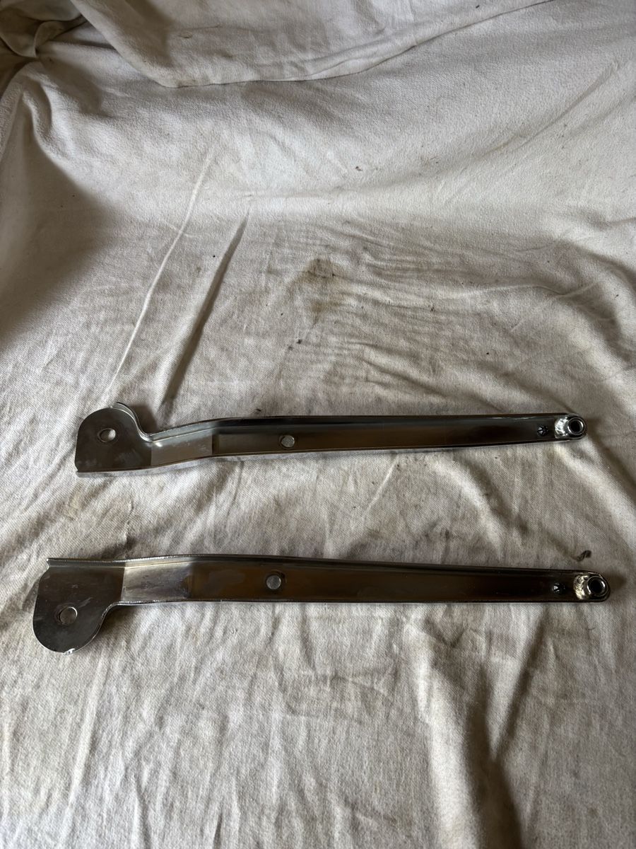 Harley-Davidson Tutti i ricambio per moto: Harley Davidson Fenderstruts Dyna 95 – Usato da Schötz venduto da Harley35 1