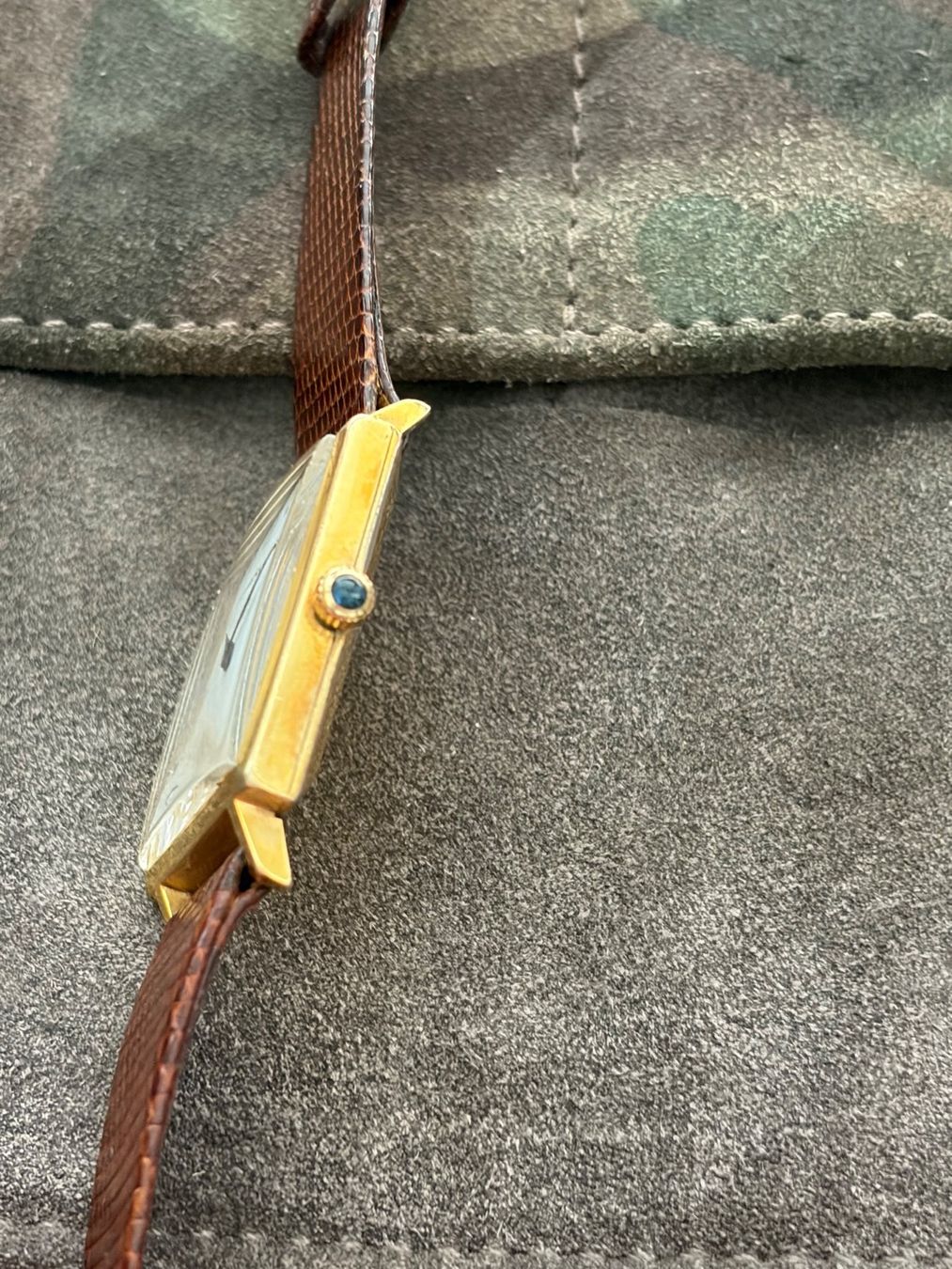 Juvenia Orologi: Vintage Juvenia Handaufzug – Usato da Zürich venduto da Airflow22 1