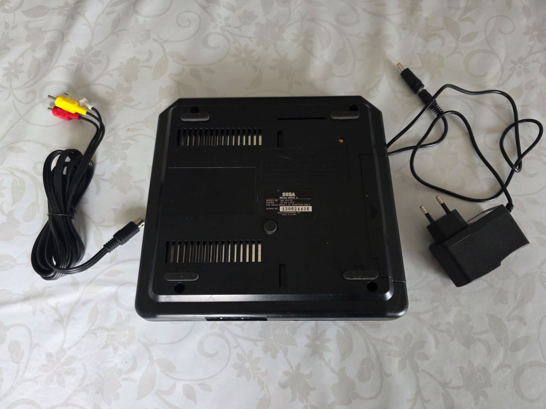 Sega Konsolen: Console Sega Mega Drive II 16-BIT Testée Complet + Câbles – Gebraucht aus Genève von luc_qhh2 3