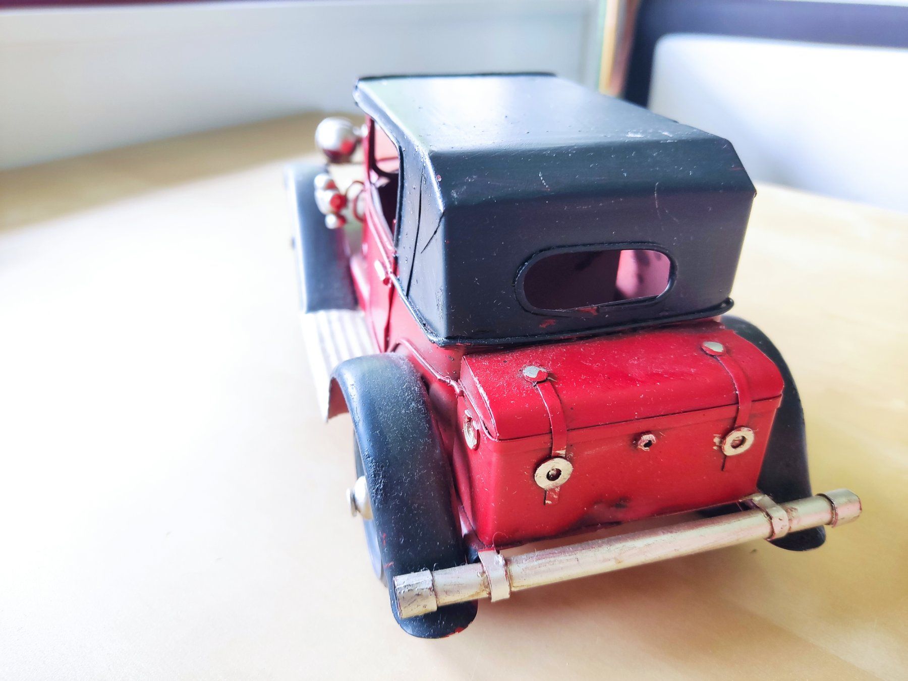 Modellini d'auto: Vintage Blechauto/ Oldtimer in rot-schwarz – Usato da Buchs AG venduto da patiburgener 4