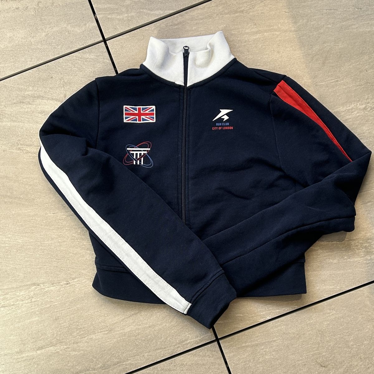 Pullover & Sweatshirts: Zipper – Gebraucht aus Winterthur von Werischjenny