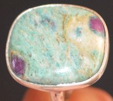 Ring L-4290 – Rubin in Fuchsit – 19mm Innendurchmesser